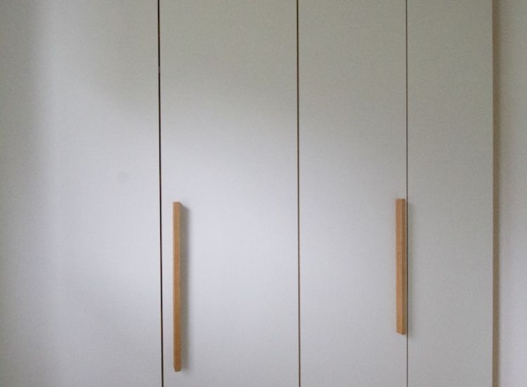 Kleiderschrank