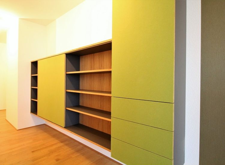 Flurmöbel mit Filzbezug