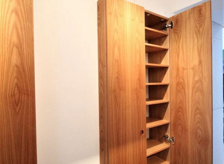 Schuhschrank